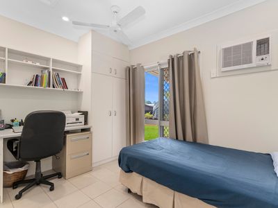 37 Jonquil Crescent, Annandale