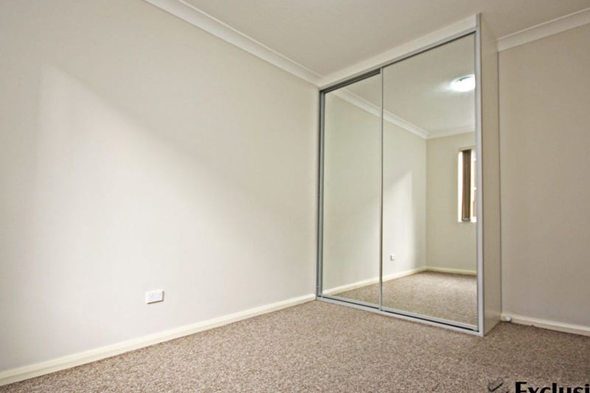 2 / 5 Homebush Road, Strathfield