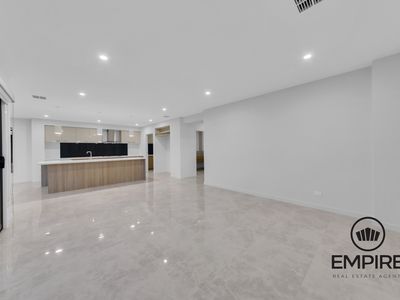 144 Yeungroon Boulevard, Clyde North