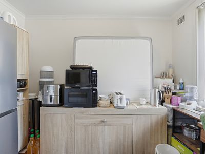 4 Quinn Avenue, George Town