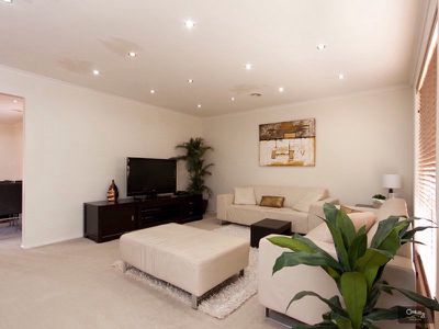 12 Dartmoor Drive, Cranbourne