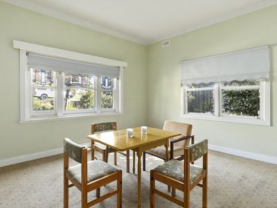 17 The Avenue, Seymour