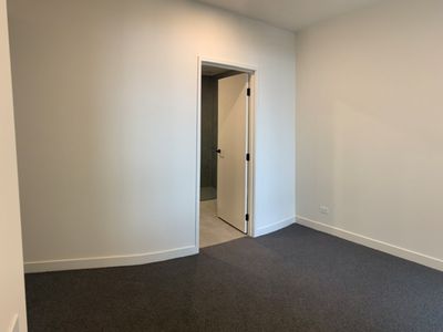 2514 / 864 Blackburn Road, Clayton