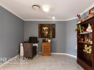 12 Trinity Close, Forest Lake