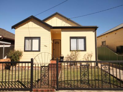 35 Platts Avenue, Belmore