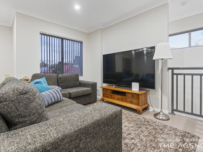 6 / 150 Ravenswood Drive, Nollamara