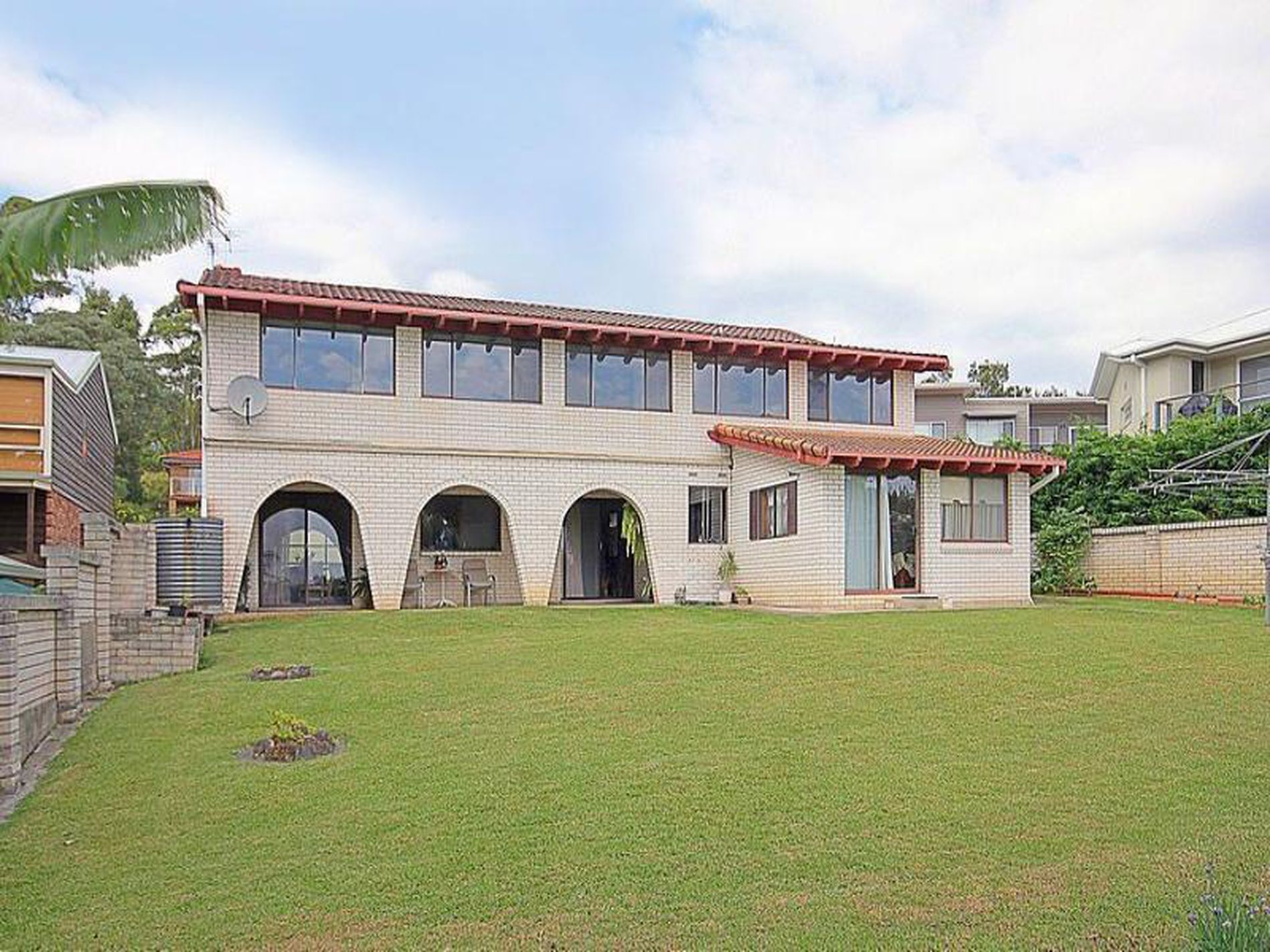 8 Manning Avenue, Narrawallee