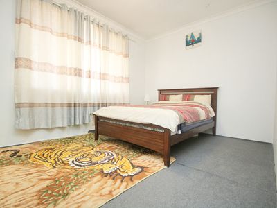 8 / 10 Unara Street, Campsie