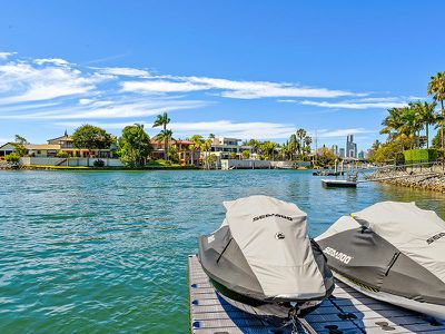 201-205 Monaco Street, Broadbeach Waters