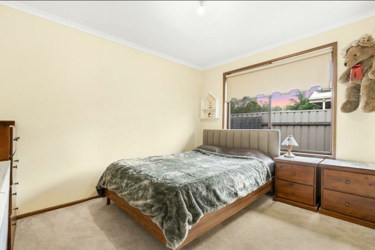 12 Currumbin Avenue, Blakeview
