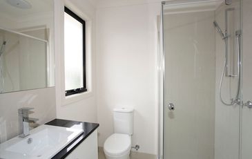 2-4 Edinburgh Drive, Beaconsfield