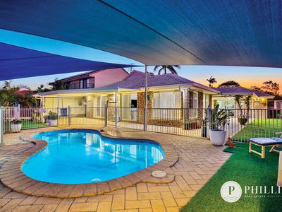 21 Camelot Crescent, Hollywell