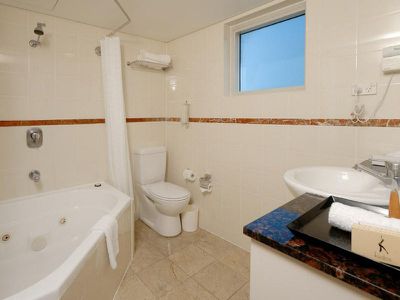 2401 / 433 Kent St, Sydney