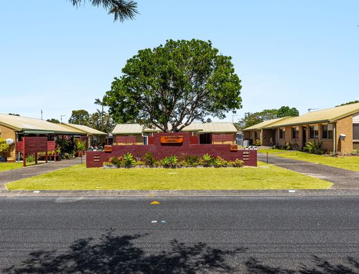Prime Investment Opportunity in the Heart of Iluka