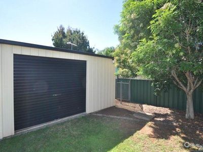 8 Oakmont Avenue, Dubbo