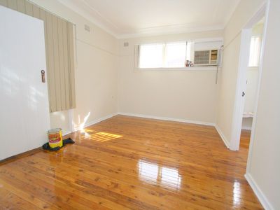 13 McGirr Parade, Warwick Farm