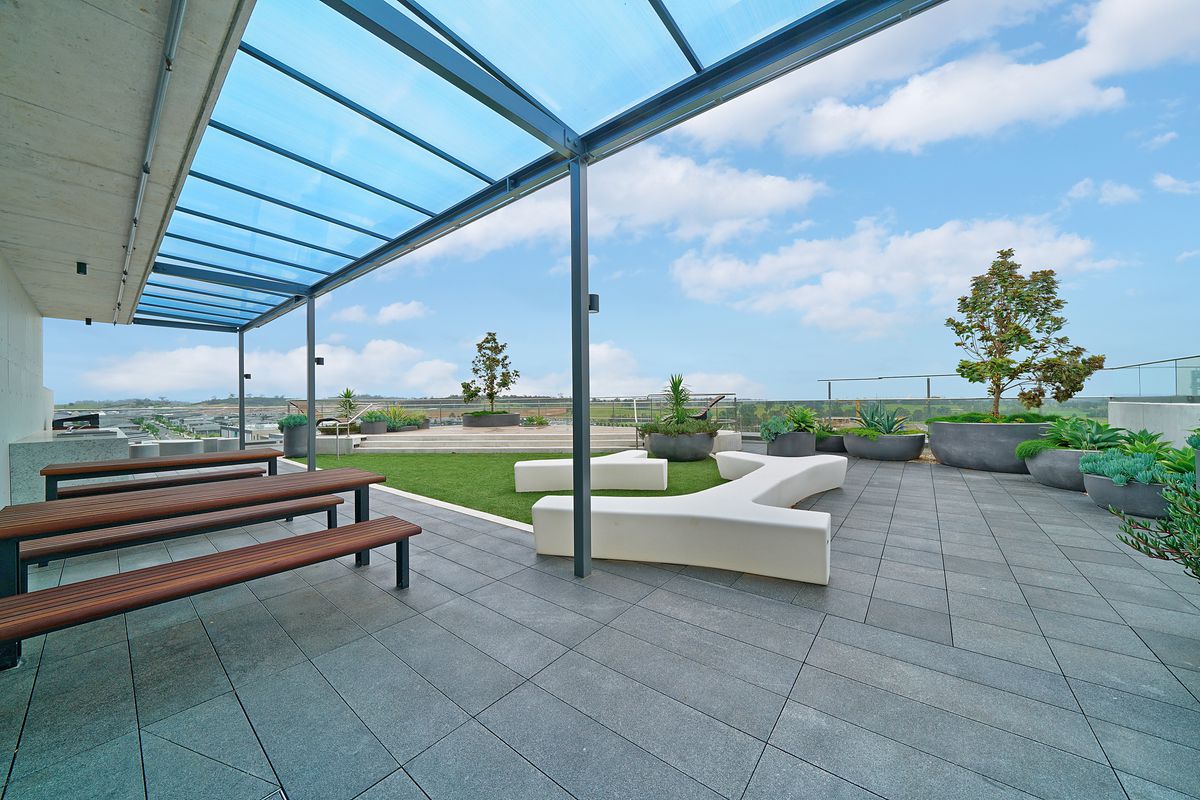 1.02 / 90 Podium Way, Oran Park