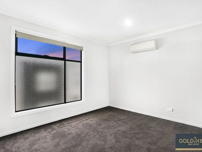 9B Obsidian Avenue, Tarneit