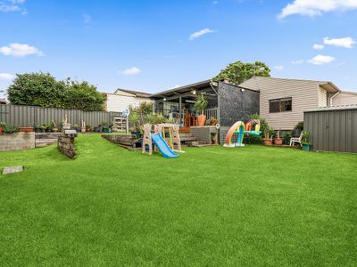 9 Stratford Road, Unanderra