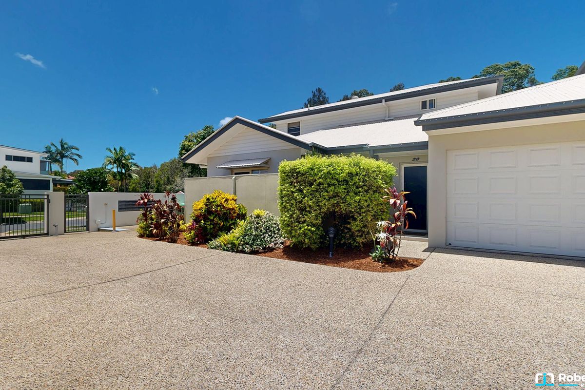 20 / 4 Riverstone Court, Tewantin