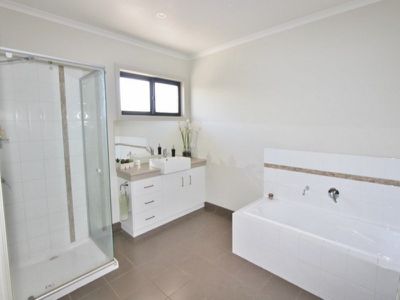 75 Cambridge Drive, Mansfield