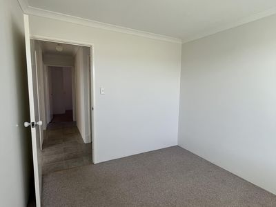 28 Watkins Loop, Tapping