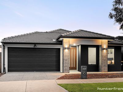 7 Kalinda Avenue, Deanside