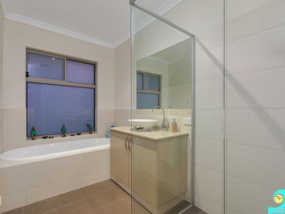 16 Lookout Drive, Yanchep