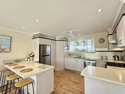 2 Top Street, Torquay