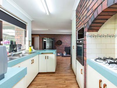 5 Powell Court, Withers