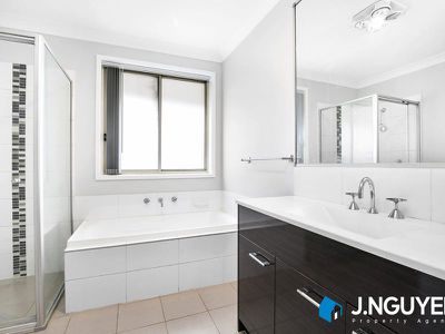 376 Riverside Drive, Airds