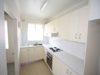 16 / 37 Meadow Crescent, Meadowbank