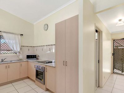 1 / 77-81 FRESHWATER STREET, Torquay