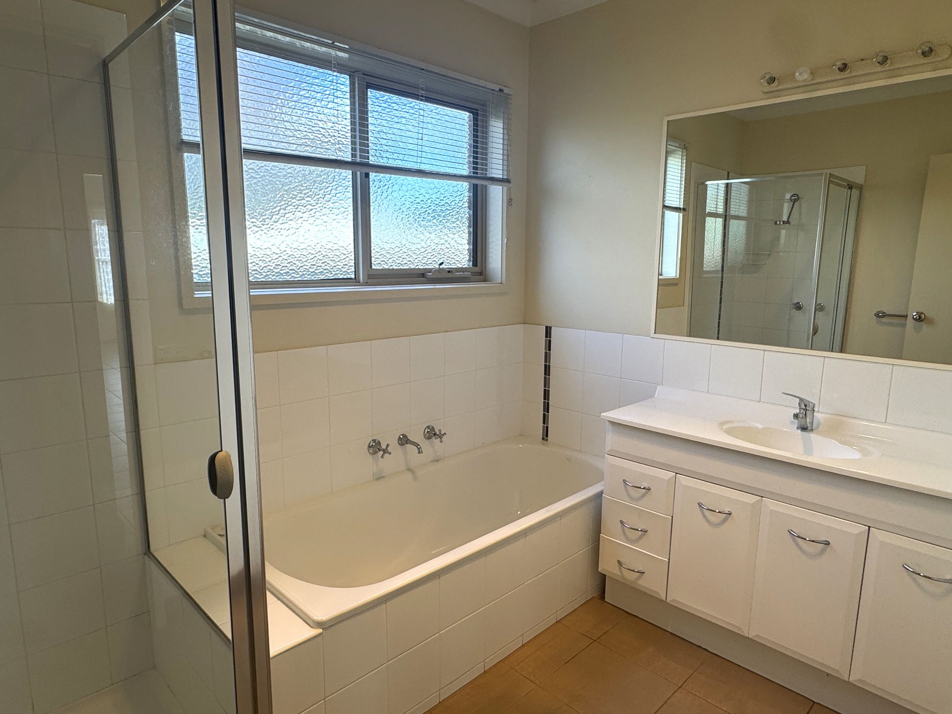 2 Francis Avenue, Newcomb