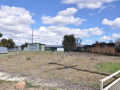 6 Barton Street, Forbes