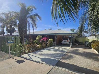 9 Pearce Way, Boulder