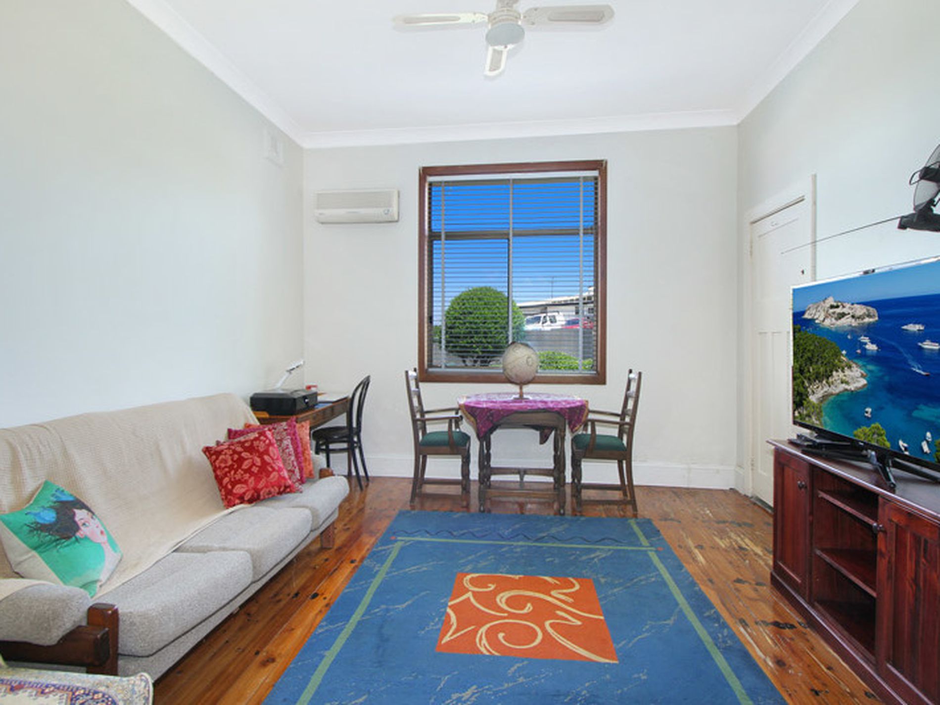 2 / 10 Sixth Avenue, Port Kembla