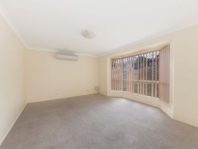 4 Nuala Street, Yamanto