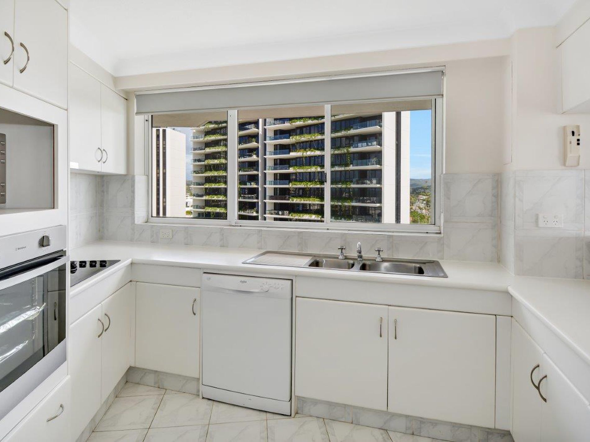5A / 2 Nineteenth Avenue, Palm Beach