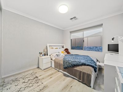 15 Triumph Approach, Aubin Grove