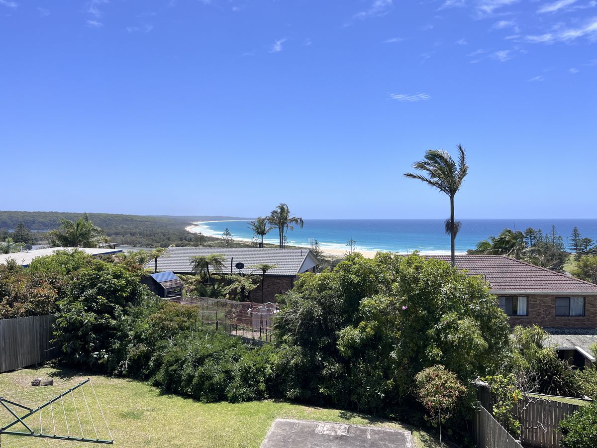 28 John Reilly Street, Dalmeny