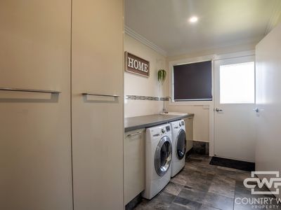 409 Gwydir Highway, Glen Innes