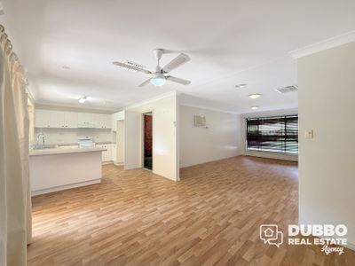 7 Kestrel Close, Dubbo