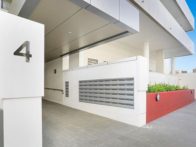 915 / 4 Nipper Street, Homebush