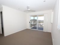 30 / 19 Gumtree Crescent, Upper Coomera