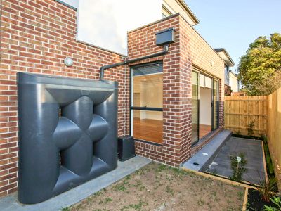 3/4 Dickens Street, Heidelberg Heights