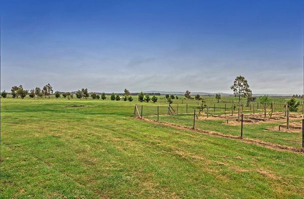35 The Ridge, Oaklands Junction