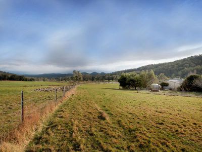 1075 Woodbridge Hill Road, Gardners Bay