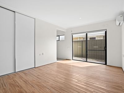 10 Gunwale Avenue, Port Kennedy
