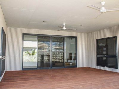 9 Bloodwood Crescent, Derby